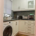 Oura Com Piscina E Vista Mar Apartamento *