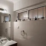 Oura Com Piscina E Vista Mar Apartamento *