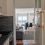 Apartamento Oura Com Piscina E Vista Mar